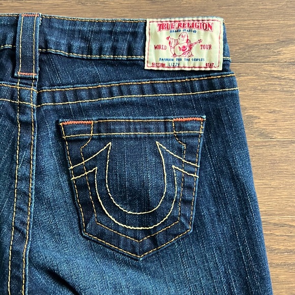 True Religion Low Rise Capri Jeans - Picture 6 of 9